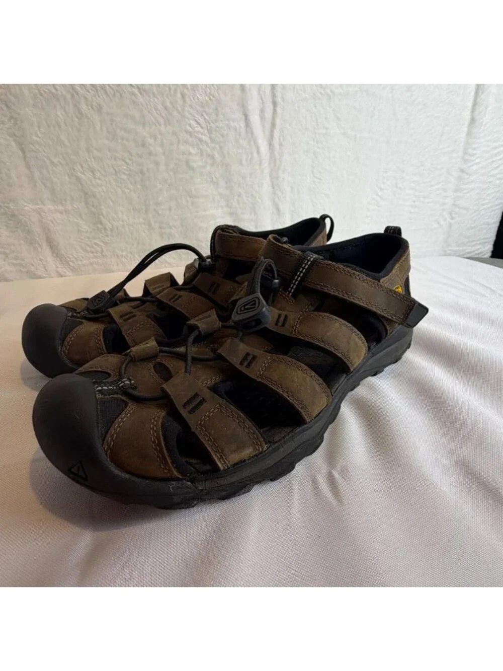 KEEN Brown Leather Sport Sandals Mens Size 7 39 Speed Laces Flat Shoes 1020616